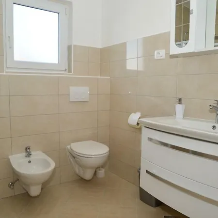 Apartamento Zrilic *